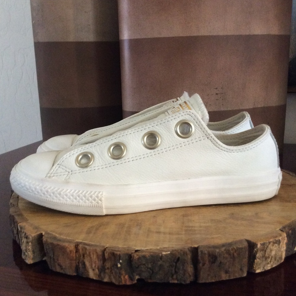 Converse Chuck Taylor Big Eyelets Ox Leather Shoes